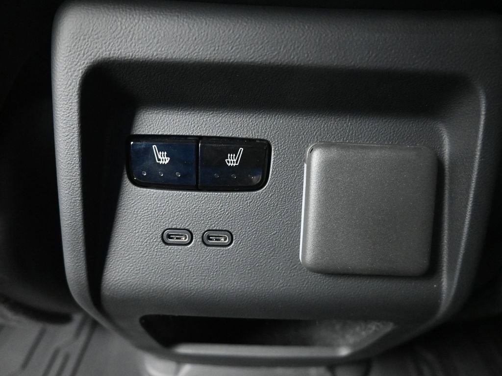 2026 Cadillac OPTIQ Premium Luxury