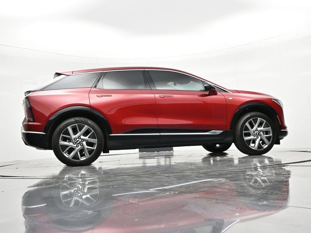 2026 Cadillac OPTIQ Premium Luxury