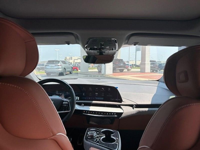 2025 Cadillac OPTIQ Sport 2