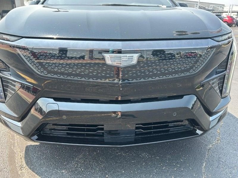 2025 Cadillac OPTIQ Sport 2