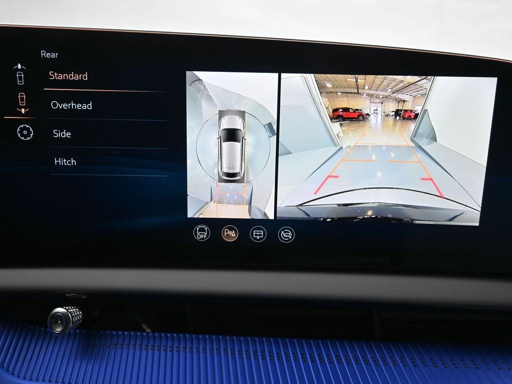 2025 Cadillac OPTIQ Sport 2