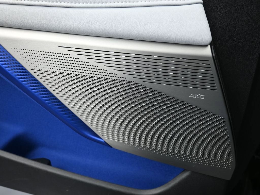 2025 Cadillac OPTIQ Sport 2