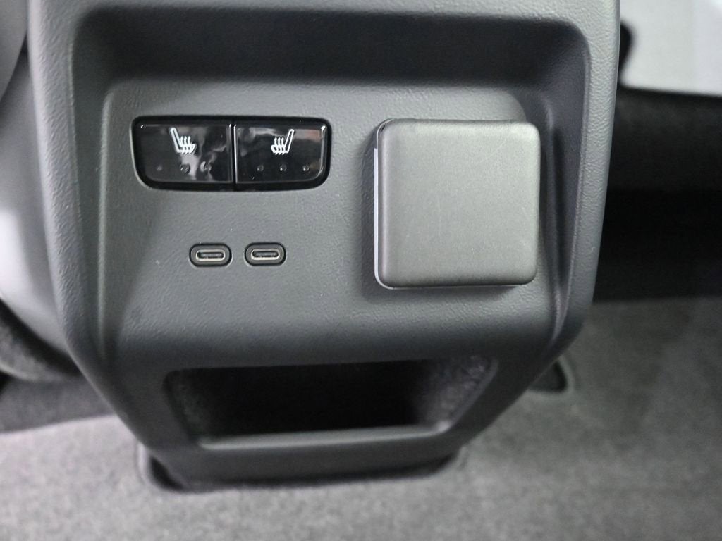 2025 Cadillac OPTIQ Sport 2