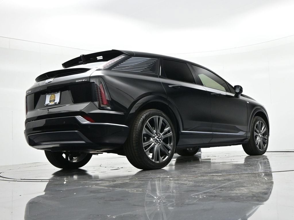 2025 Cadillac OPTIQ Sport 2