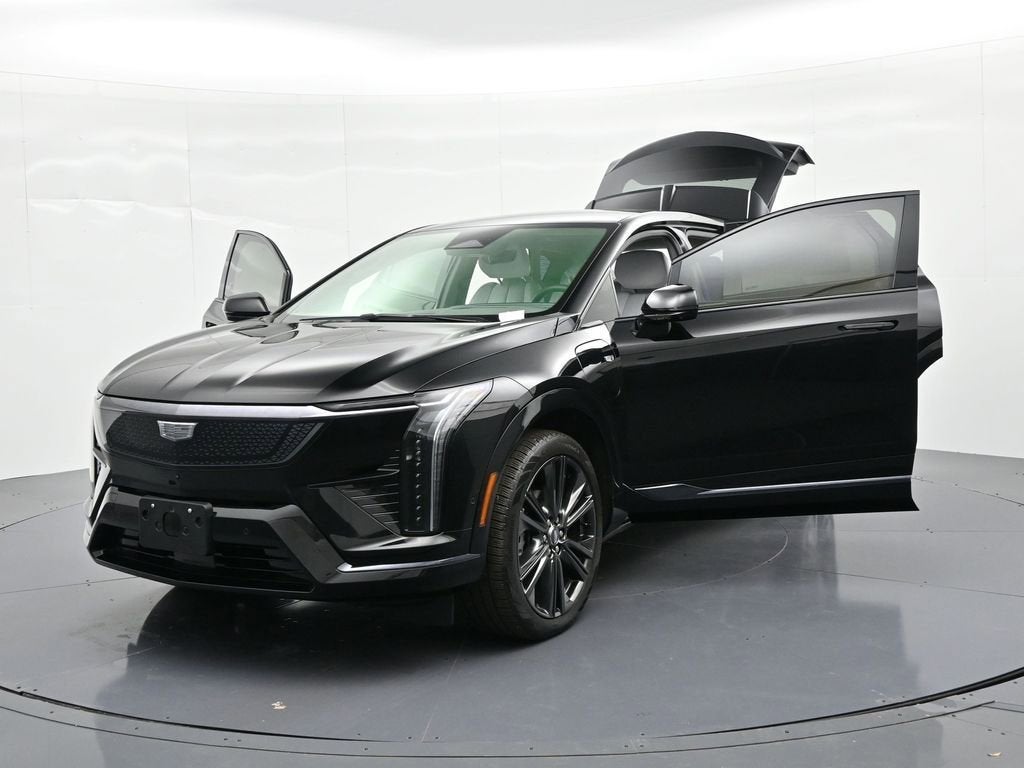 2025 Cadillac OPTIQ Sport 2