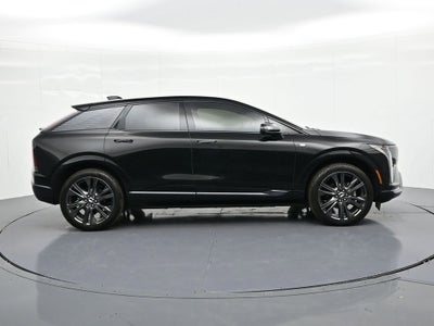 2025 Cadillac OPTIQ Sport 2