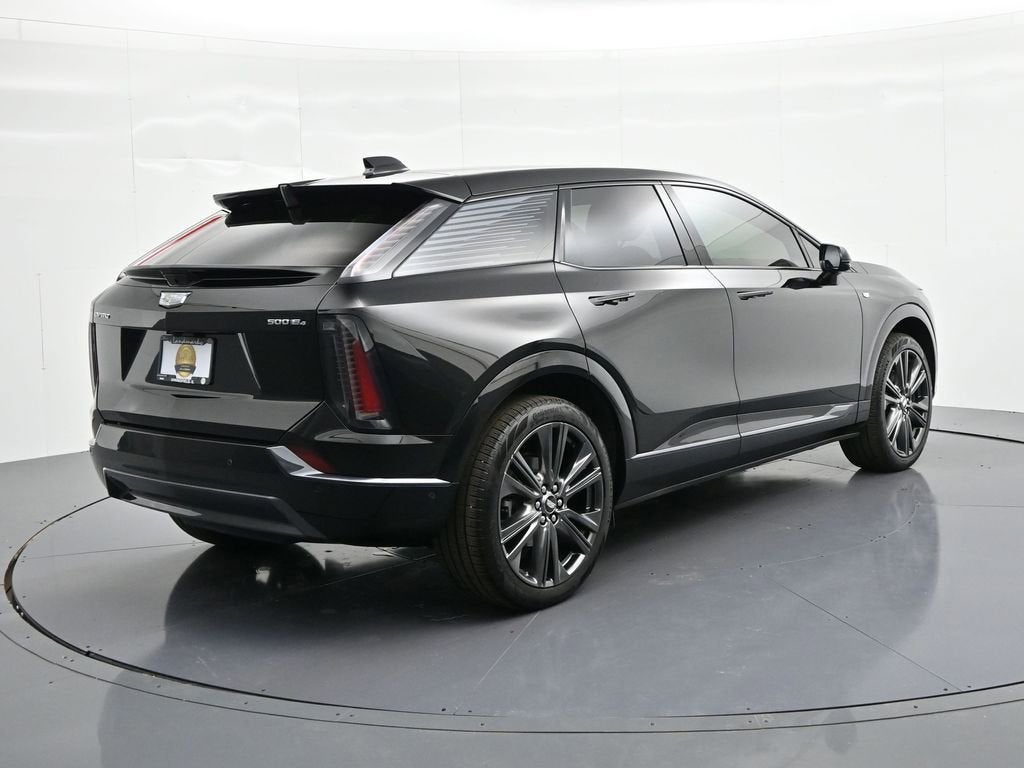 2025 Cadillac OPTIQ Sport 2