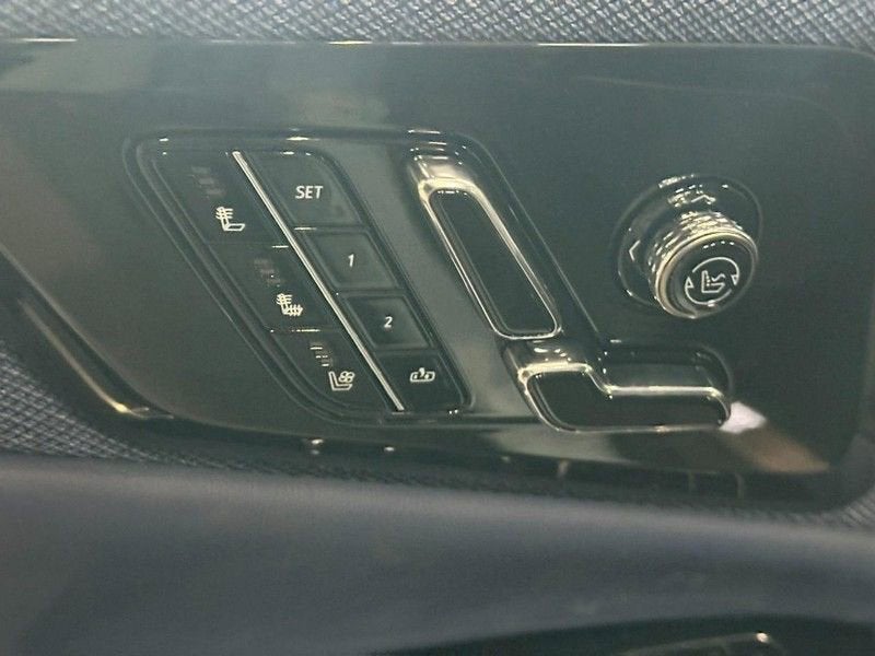 2025 Cadillac OPTIQ Sport 2