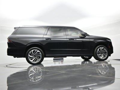 2025 Lincoln Navigator L Reserve