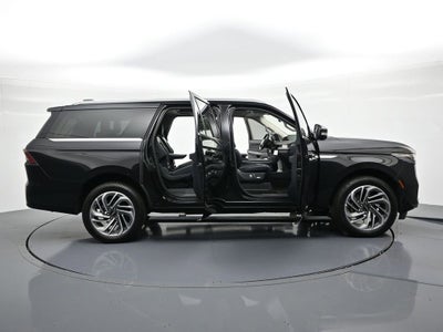2025 Lincoln Navigator L Reserve