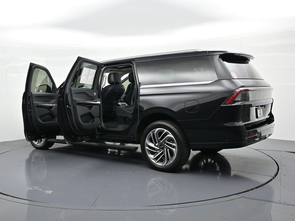 2025 Lincoln Navigator L Reserve