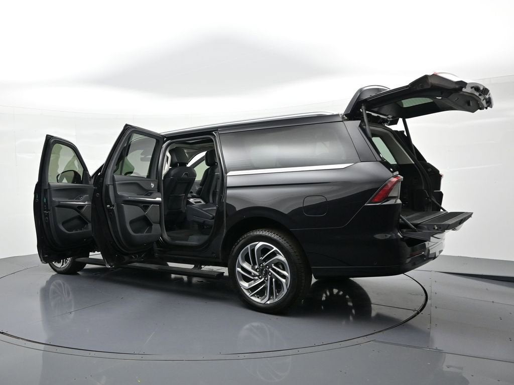 2025 Lincoln Navigator L Reserve