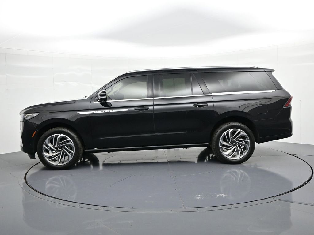 2025 Lincoln Navigator L Reserve