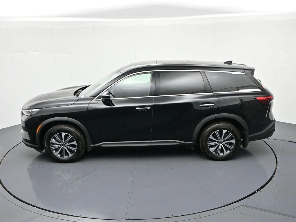 2025 INFINITI QX60 PURE
