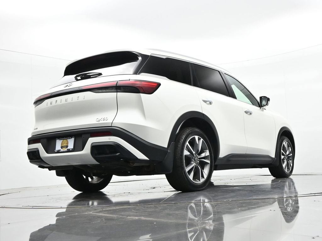 2025 INFINITI QX60 LUXE