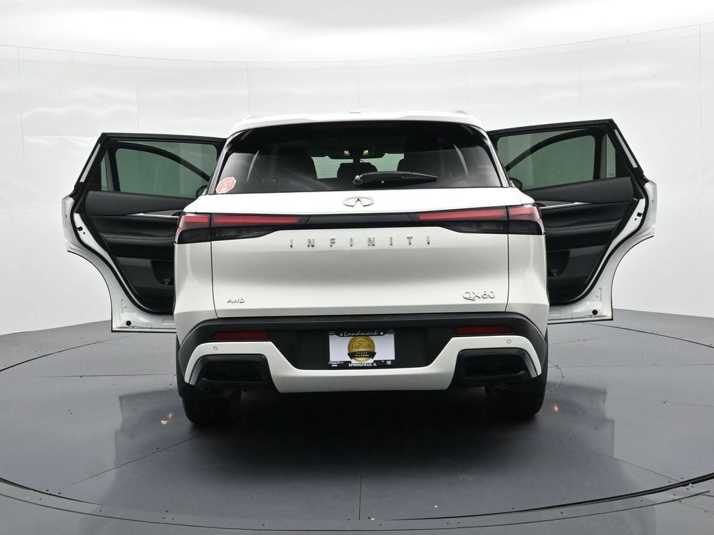 2025 INFINITI QX60 LUXE