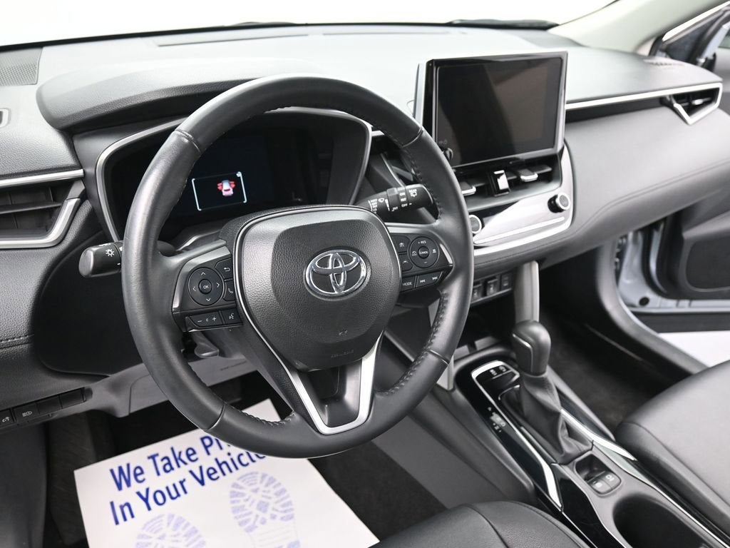 2024 Toyota Corolla Cross XLE