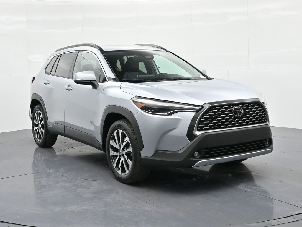 2024 Toyota Corolla Cross XLE