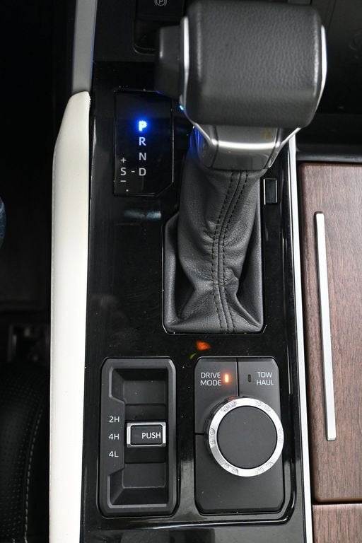 2023 Toyota Sequoia SR5