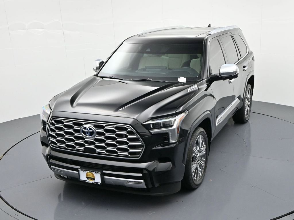2023 Toyota Sequoia SR5