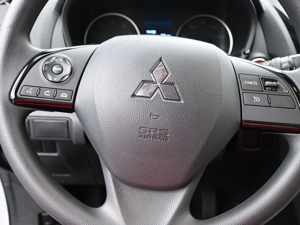 2024 Mitsubishi Eclipse Cross LE