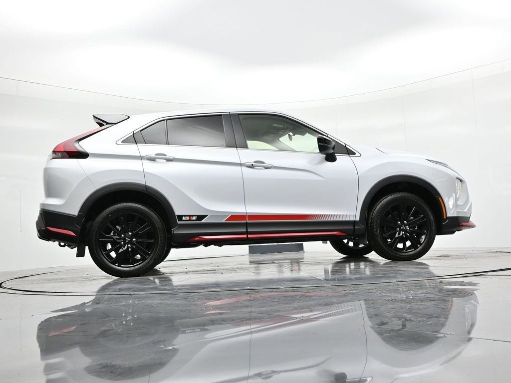 2024 Mitsubishi Eclipse Cross LE