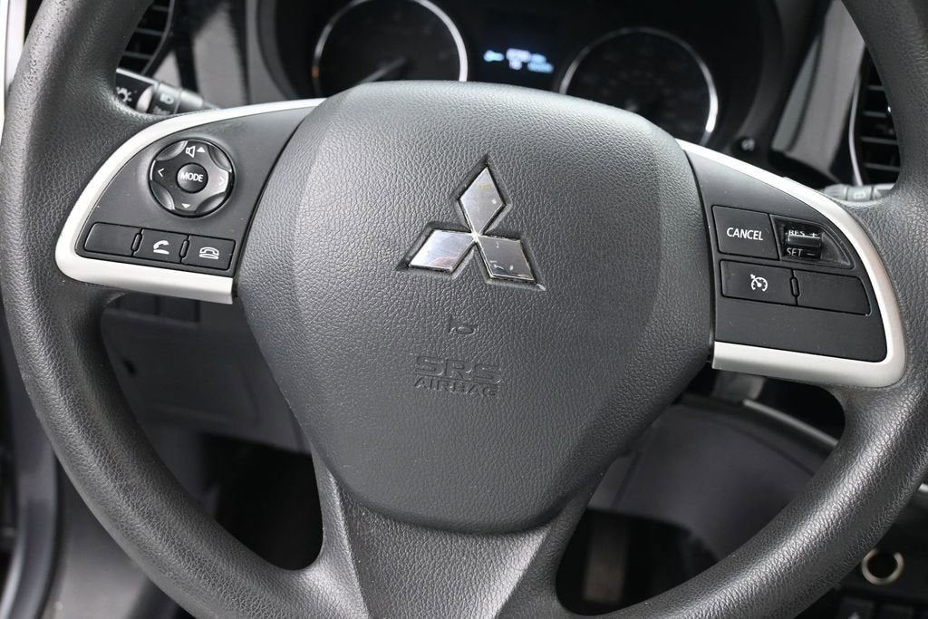 2020 Mitsubishi Outlander ES