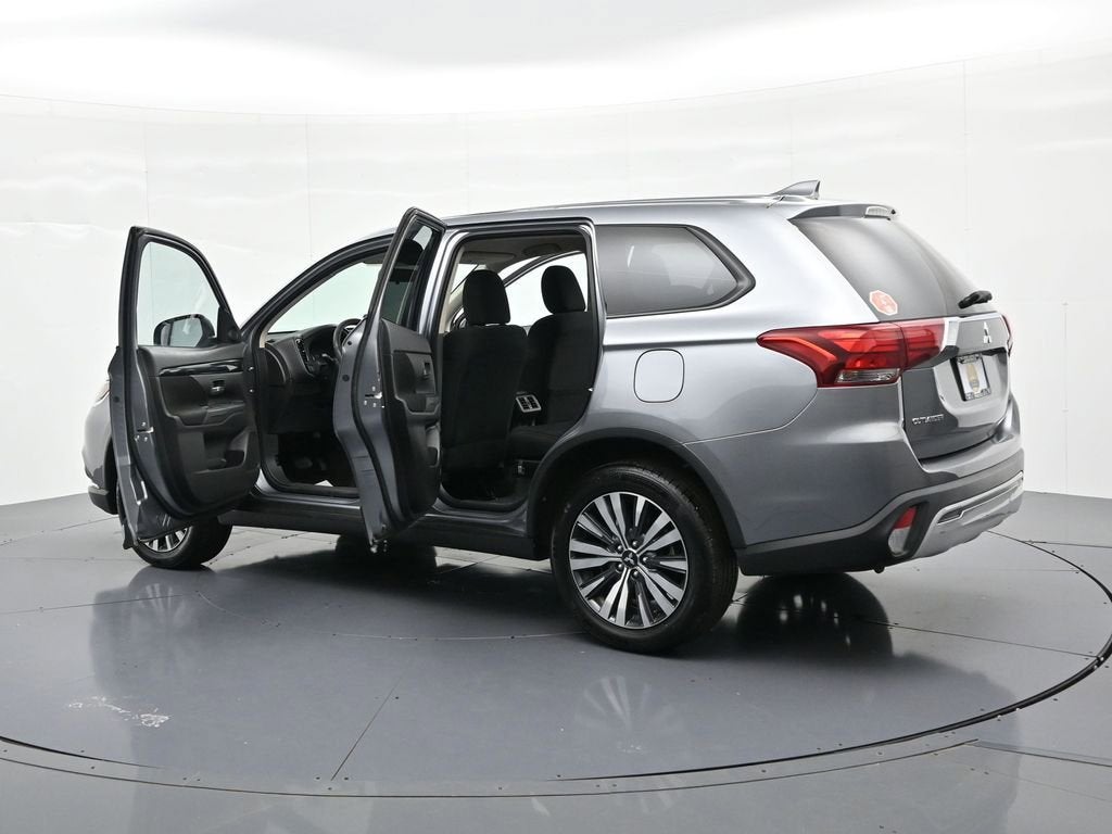 2020 Mitsubishi Outlander ES