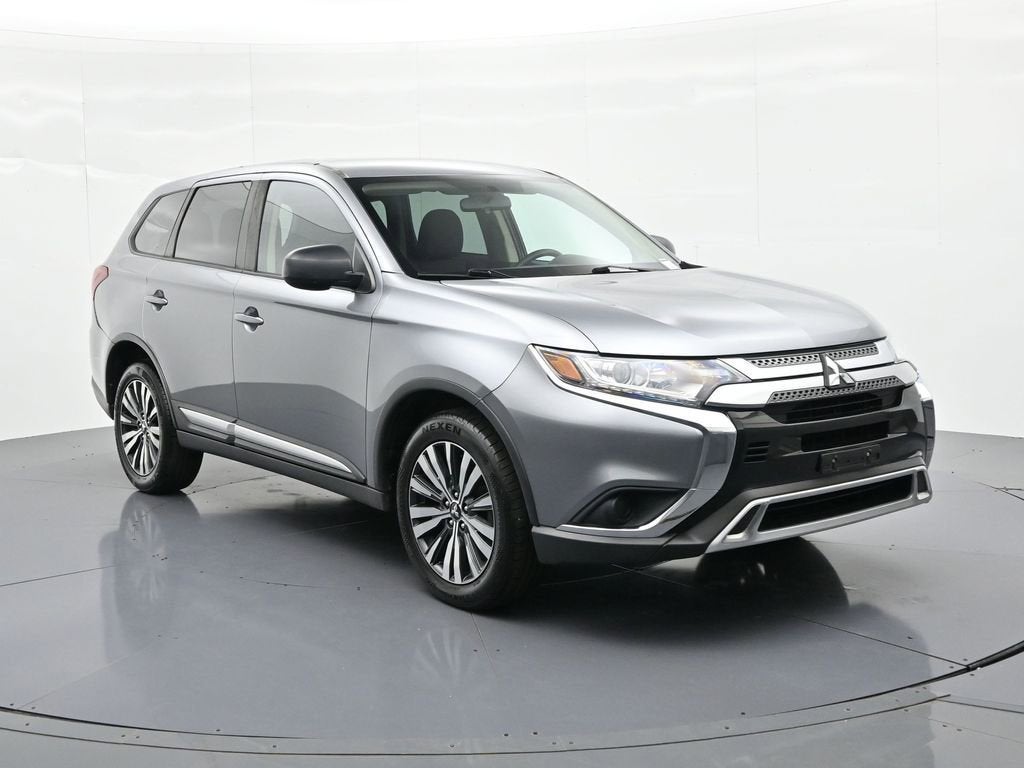 2020 Mitsubishi Outlander ES