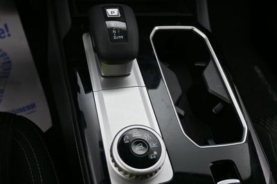 2025 Mitsubishi Outlander ES