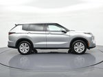 2025 Mitsubishi Outlander ES