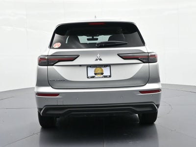 2025 Mitsubishi Outlander ES