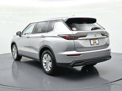 2025 Mitsubishi Outlander ES