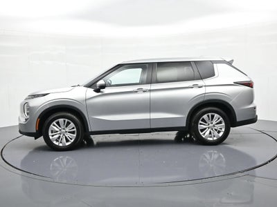 2025 Mitsubishi Outlander ES