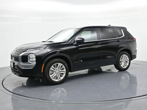 2024 Mitsubishi Outlander ES