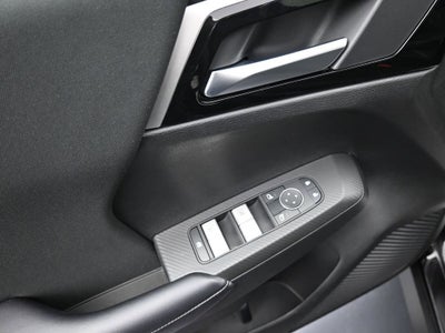 2024 Mitsubishi Outlander ES