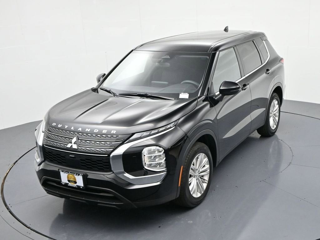 2024 Mitsubishi Outlander ES