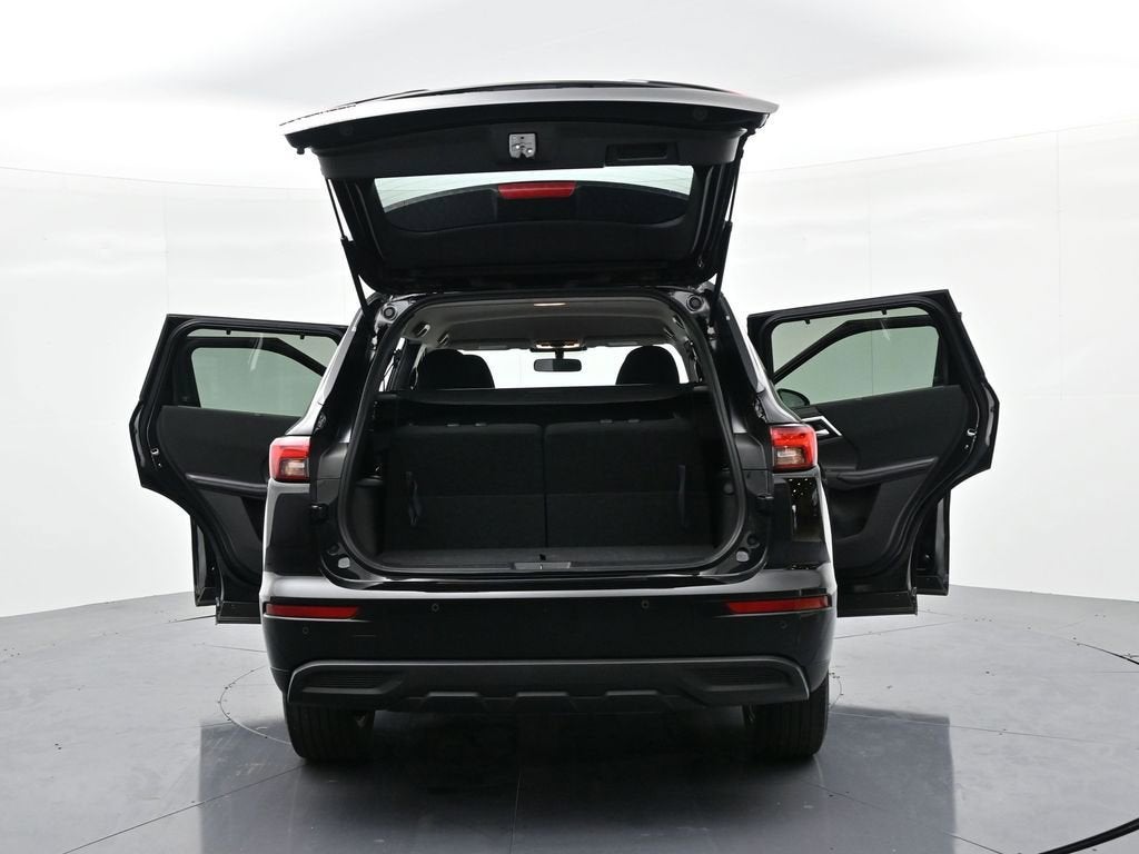 2024 Mitsubishi Outlander ES