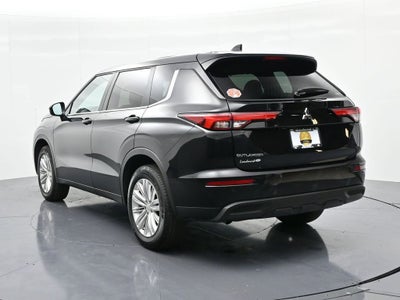 2024 Mitsubishi Outlander ES