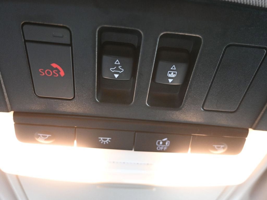 2024 Mitsubishi Outlander Plug-In Hybrid SE