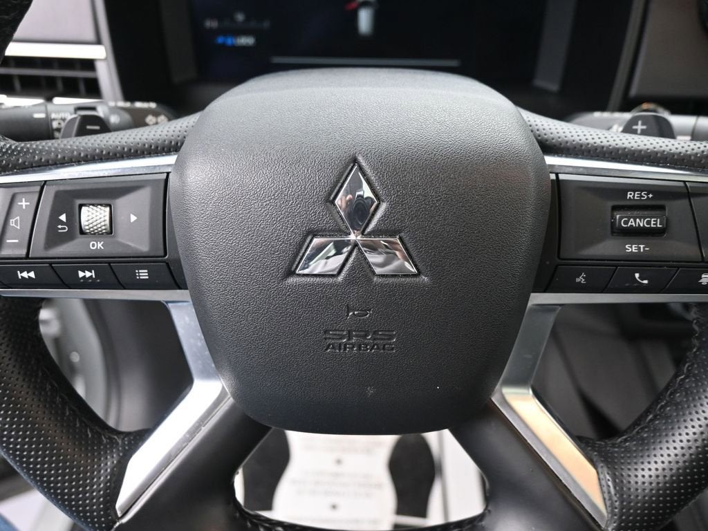 2024 Mitsubishi Outlander Plug-In Hybrid SE