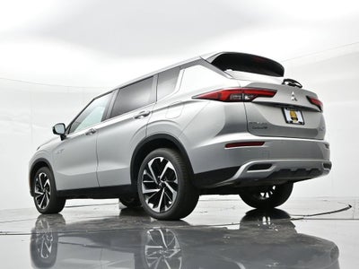 2024 Mitsubishi Outlander Plug-In Hybrid SE