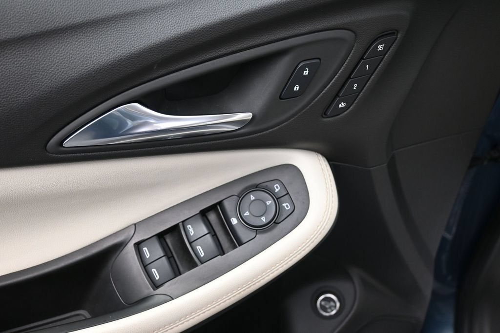 2025 Buick Encore GX Avenir