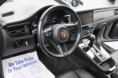 2023 Porsche Macan Base