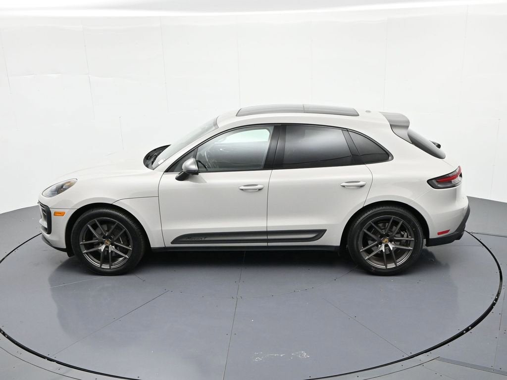 2023 Porsche Macan Base