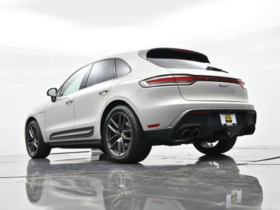 2023 Porsche Macan Base