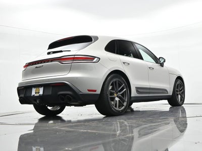 2023 Porsche Macan Base