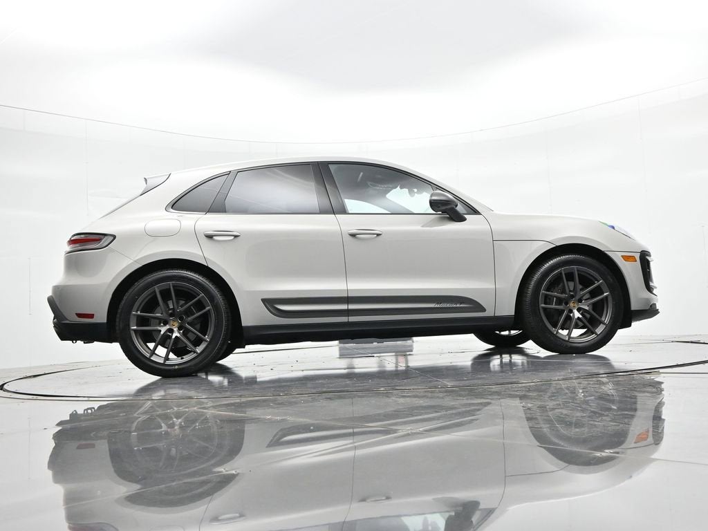 2023 Porsche Macan Base
