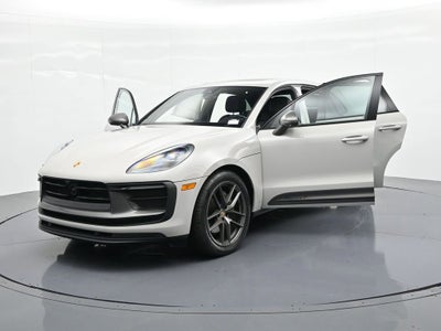 2023 Porsche Macan Base