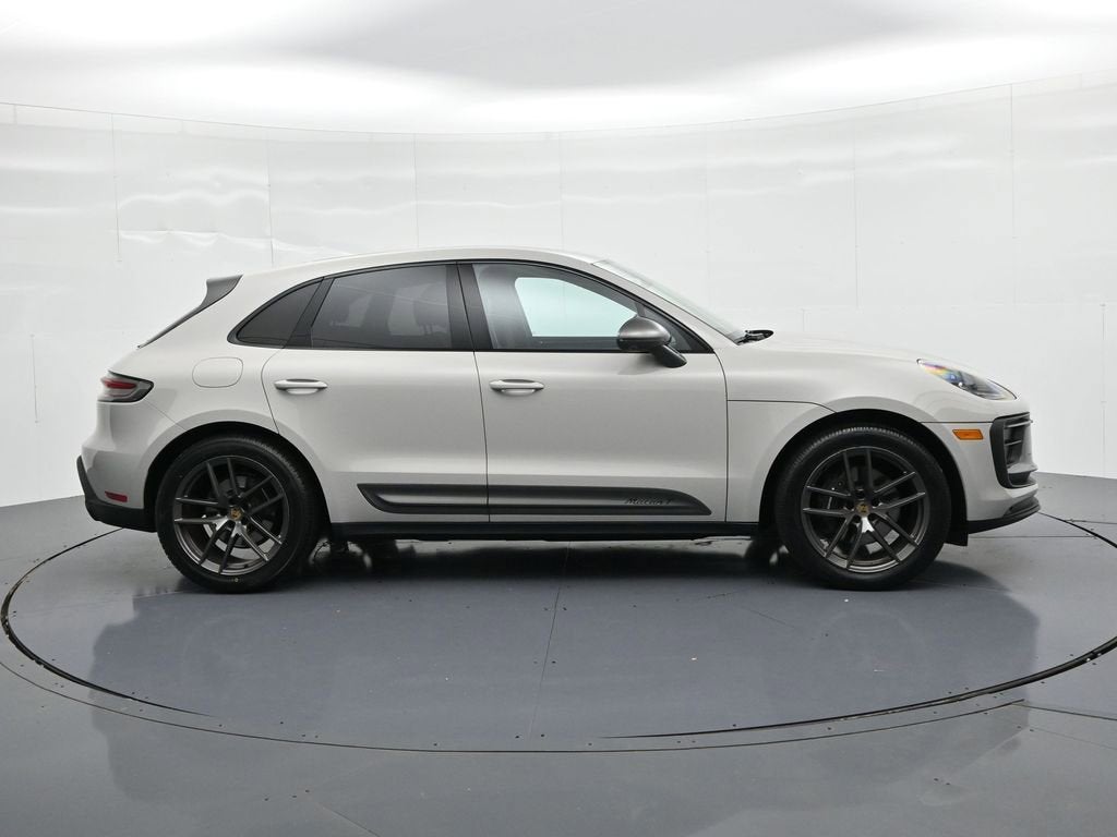 2023 Porsche Macan Base